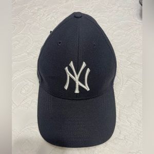 NY Baseball hat - NEW - one size fits all